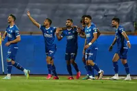 مخالفت استقلال دلیل لغو دربی در قطر؟