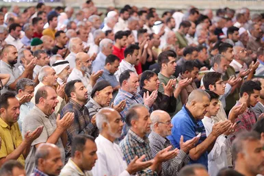 نماز عید قربان در حرم مطهر رضوی