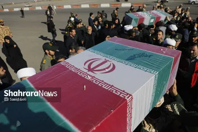 گزارش تصویری | مراسم استقبال از پیکر‌های مطهر ۱۴ شهید گمنام دفاع مقدس در مشهد (۶ آذر ۱۴۰۳)