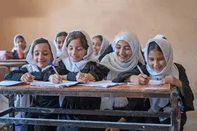 یونیسف برای ۱۴۰ هزار کودک در افغانستان زمینه آموزش را فراهم می&zwnj;کند