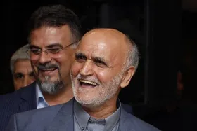 اولیایی: چرا مدیران استقلال به ستاد انتخاباتی می&zwnj;روند؟