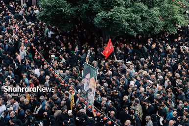 عکس‌هایی از مراسم تشییع پیکر شهدای خدمت در مشهد (۱)