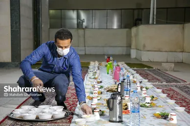 افطار به وقت خدمت