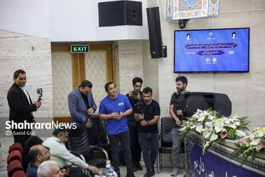 گزارش تصویری | آیین بهره‌برداری از اولین زمین فوتبال چمن‌مصنوعی استاندارد در مشهد مقدس (۱۰ اردیبهشت ۱۴۰۴)