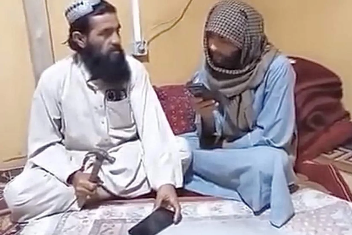 دستور جدید رهبر طالبان برای جمع‌آوری تلفن‌های هوشمند از ادارات دولتی افغانستان