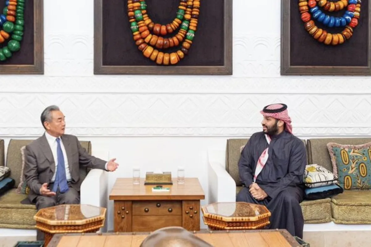 بن سلمان با وزیر امور خارجه چین در ریاض دیدار کرد