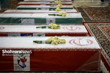 گزارش تصویری | وداع با پیکر مطهر شهدای مدافع امنیت در حرم مطهر امام‌رضا(ع)