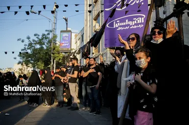 آیین خیمه سوزان عصر عاشورا در مشهد