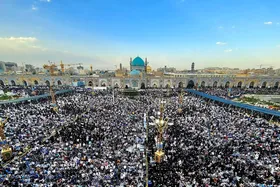 ویدئو | تصاویر هوایی از مراسم دعای عرفه در حرم مطهر رضوی (۵ خردادماه ۱۴۰۵)