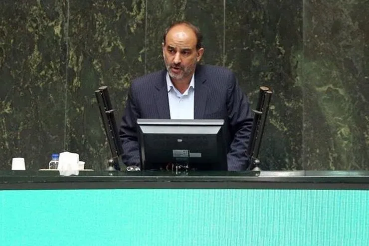 نماینده مردم گناباد: وزارت کشاورزی با روال کنونی تا پایان سال ۲.۵ میلیارد دلار کارکرد منفی خواهد داشت