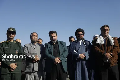 گزارش تصویری | مراسم استقبال از پیکر‌های مطهر ۱۴ شهید گمنام دفاع مقدس در مشهد (۶ آذر ۱۴۰۳)