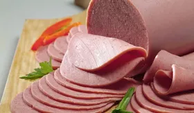 چه خوراکی&zwnj;هایی را نباید در مایکروویو گرم کنیم؟