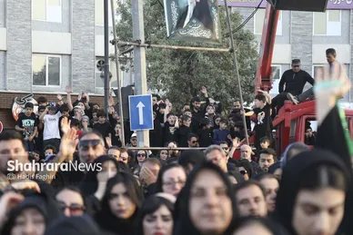 گزارش تصویری | مراسم خیمه سوزان عصر عاشورا در مشهد (۱۵ تیر ۱۴۰۴)