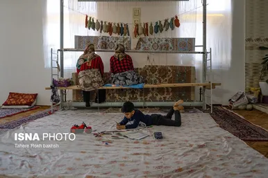 ایران زیباست | فرش فراهان، میراثی در دست زنان