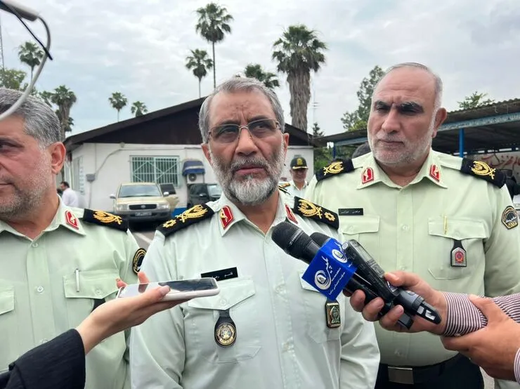 جانشین فرمانده انتظامی: فعالیت گشت‌های ویژه پلیس و تشدید مقابله‌ با مجرمان خشن| هیچ مماشاتی با مخلان امنیت نداریم