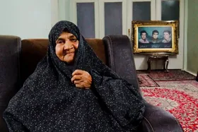 مراسم تشییع پیکر مادر شهیدان &laquo;شعبانی&raquo; در مشهد برگزار شد