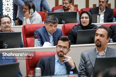 گزارش تصویری | نشست محمدرضا عارف، معاون اول رئیس جمهور با فعالان سیاسی خراسان رضوی