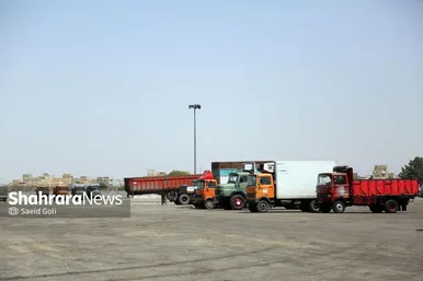 گزارش تصویری | آیین بهره‌برداری از دو توقفگاه ناوگان باری درون‌شهری شهید مفتح و آزادگان و ۱۱۵ ایستگاه تخلیه و بارگیری در سطح شهر
