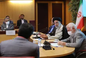 رئیس&zwnj;جمهور: فارغ&zwnj;التحصیلان نباید نگران آینده شغلی&zwnj;شان باشند| هیئت&zwnj;امنای دانشگاه&zwnj;ها چشم&zwnj;شان به خارج از کشور نباشد+ فیلم