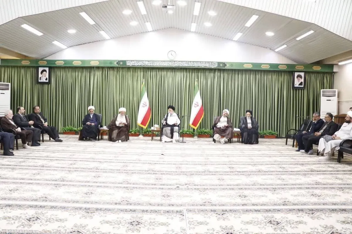 آیت‌الله علم‌الهدی: آزادی یک زندانی، احیای یک خانواده است | «نذر هشتم»؛ برنامه موفق مساجد مشهد برای آزادسازی زندانیان