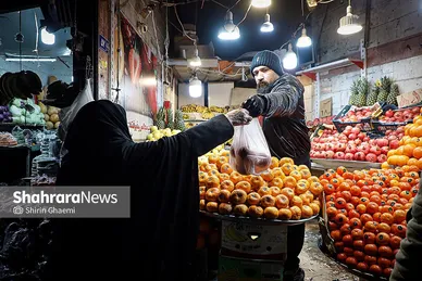 گزارش تصویری | بازار شب یلدا در مشهد