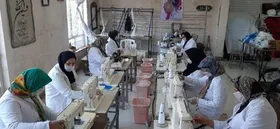 کارگاه صنایع دستی در تربت حیدریه ماسک تولید می&zwnj;کند