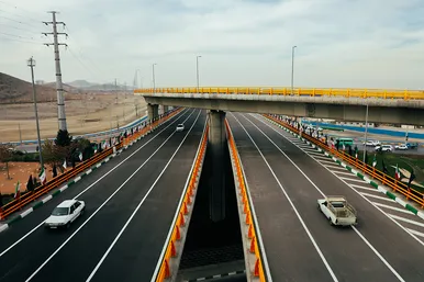 آیین بهره‌برداری از تقاطع چهارسطحی آزادگان