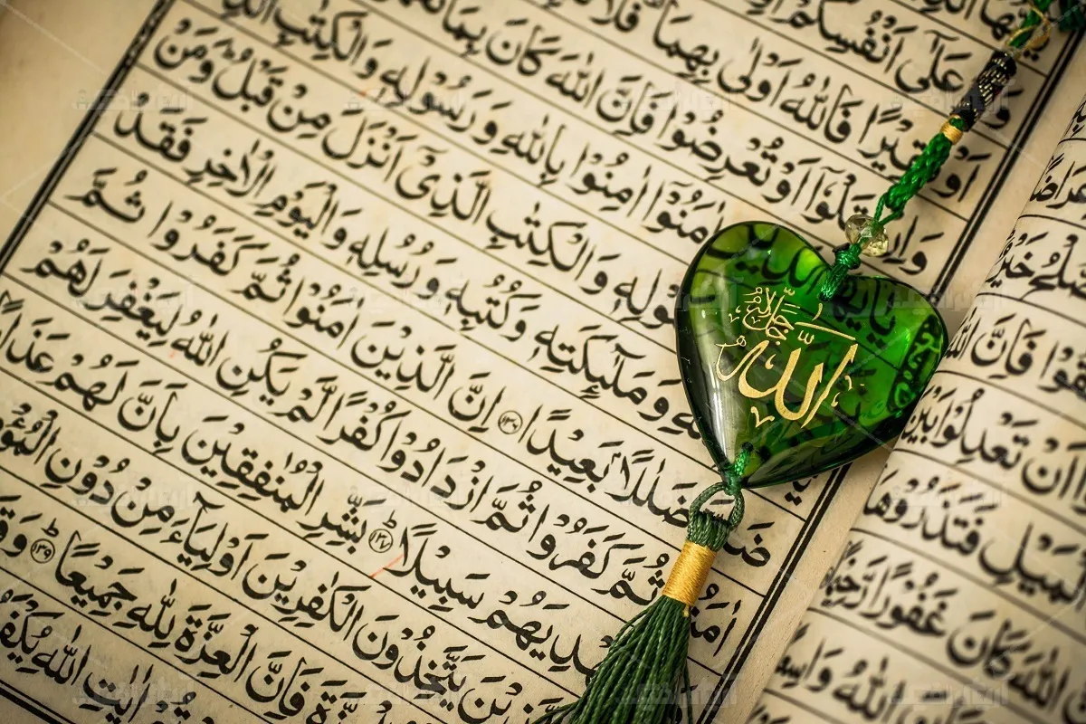 آیات منتخب قرآن کریم برای ایام دهه کرامت ۱۴۰۴
