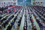 رهبر معظم انقلاب: کسی که زندگی اشرافی دارد یا دم از تسلیم می‌زند نمی‌تواند به انقلاب پایبند باشد
