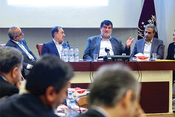 موضوع بحران تشریفاتی شده است