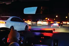 روایتی از یک همراهی چندساعته با  گشت کنترل نامحسوس پلیس راهور در  طولانی&zwnj;ترین بولوار شهر | وکیل&zwnj;آباد؛ یکی از پرتخلف&zwnj;ترین بولوار&zwnj;های مشهد