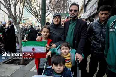 گزارش تصویری | راهپیمایی مردم مشهد در یوم الله ۲۲ بهمن -۳