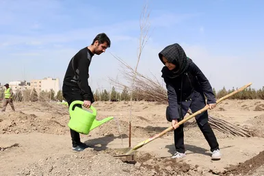 مراسم روز درختکاری در مشهد 