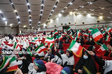 مراسم اختتامیه عهد کودکان دبستانی با حاج قاسم سلیمانی