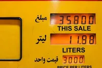 ویدئو| چرا یک صفر از قیمت بنزین در جایگاه‌ها کم شد؟