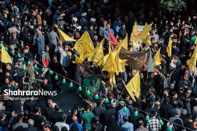 عکس‌هایی از مراسم تشییع پیکر شهدای خدمت در مشهد (۱)
