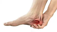 خارش کف پا نشانه چیست؟ | آیا خطرناک است؟