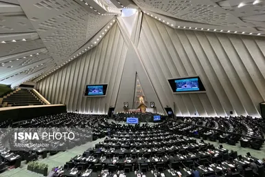 عکس‌هایی از آغاز مجلس دوازدهم توسط هیئت رئیسه سنی