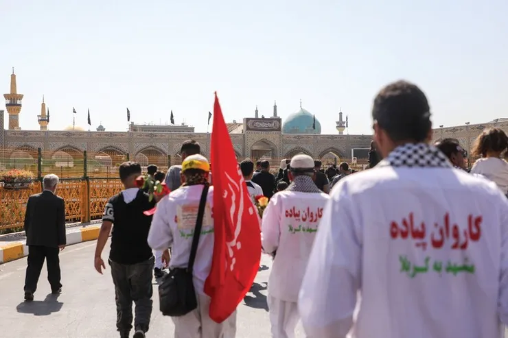 روایتی از آیین استقبال مشهدی‌ها از کاروان پیاده انصارالحسین (ع) که از کربلا بازگشتند