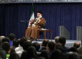 رهبر انقلاب: اعتراض&zwnj;های جامعه کارگری، بجاست| ۲۰ سال پیش گفتم که با اژدهای هفت&zwnj;سر فساد باید مبارزه کرد+ فیلم و عکس
