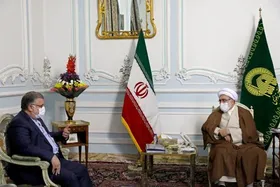 تولیت آستان قدس رضوی خطاب به استاندار: سرمایه&zwnj;های ملی را برای حل مشکلات استان پای کار بیاورید