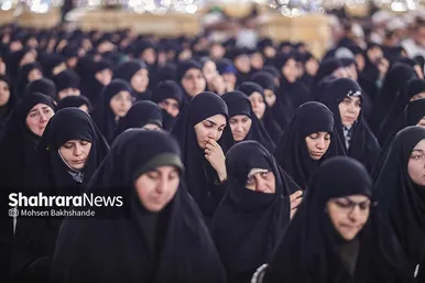 گزارش تصویری | نشست تحلیلی تبیینی «فتح قریب» در حرم مطهر رضوی