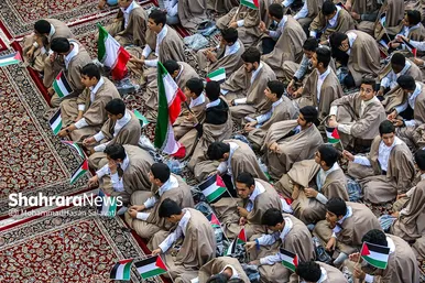 اجتماع همبستگی با جبهه مقاومت فلسطین در صحن قدس حرم مطهر رضوی