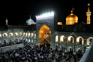 تحویل سال 1402 در حرم مطهر امام رضا (ع)