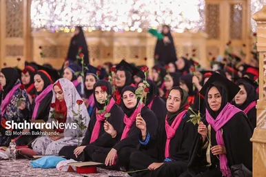 عکس‌هایی از مراسم دانش‌آموختگی دانشجویان علوم پزشکی سراسر کشور در حرم امام‌رضا(ع)