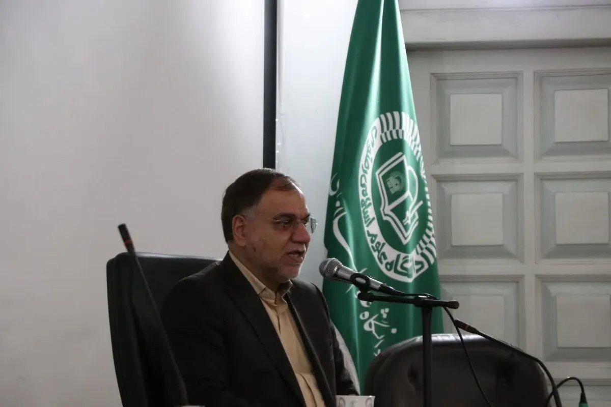 فضائلی: انقلاب اسلامی به راحتی شکل نگرفته و دشمن هم نمی‌تواند به راحتی آن را از پا در آورد