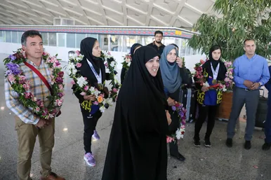مراسم استقبال از قهرمانان نوجوان بدمینتون آسیا 