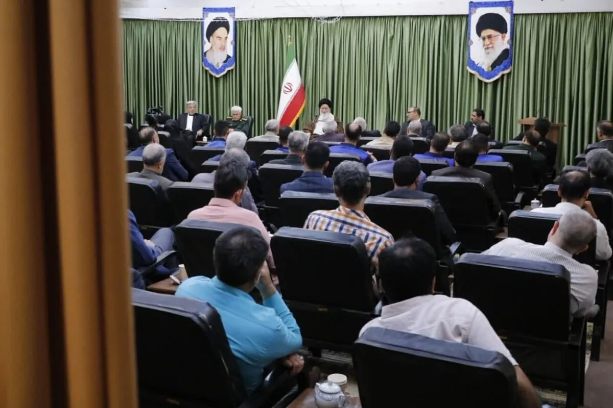 آیت‌الله علم‌الهدی: کارگر محور تولید و اولویت نخست در حل مشکل مسکن است