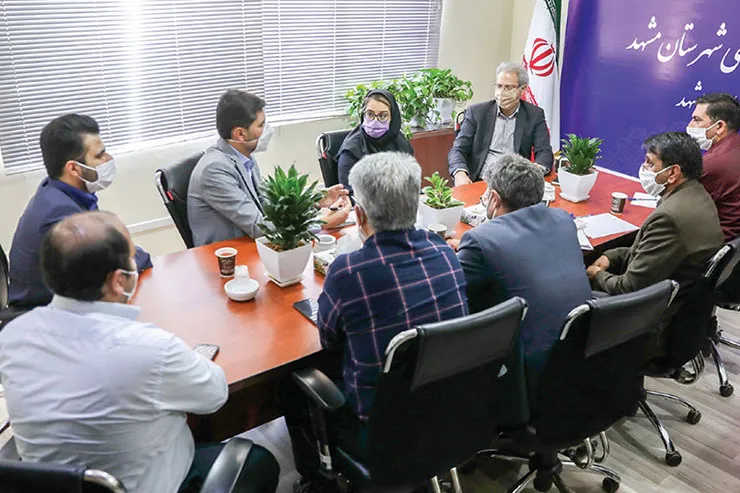 دولت بخش خصوصی را آزاد بگذارد