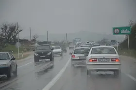 لغزندگی جاده&zwnj;های خراسان رضوی در پی بارش باران
